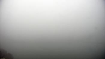 Weather camera view of Commerce Bank.