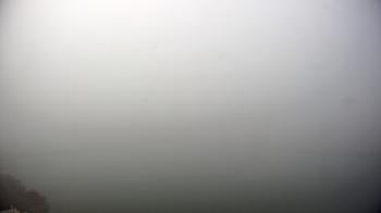 Weather camera view of Commerce Bank.