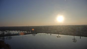 Weather camera view of Commerce Bank.