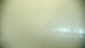 Weather camera view of Commerce Bank.