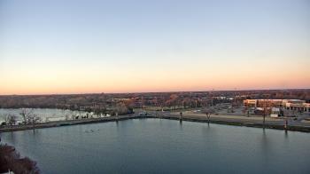 Weather camera view of Commerce Bank.