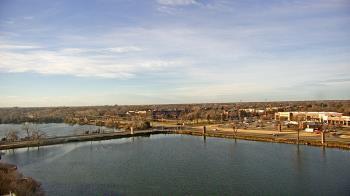 Weather camera view of Commerce Bank.