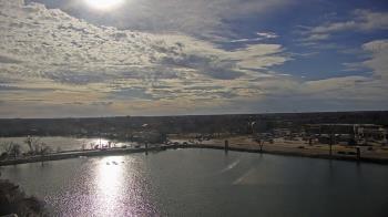 Weather camera view of Commerce Bank.