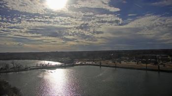 Weather camera view of Commerce Bank.