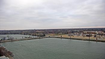 Weather camera view of Commerce Bank.