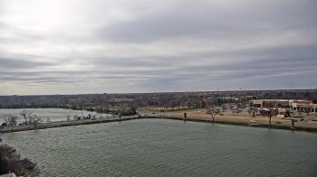 Weather camera view of Commerce Bank.