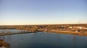 Weather camera view of Commerce Bank.