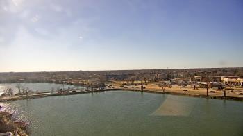 Weather camera view of Commerce Bank.