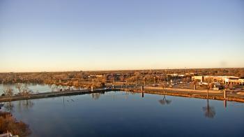 Weather camera view of Commerce Bank.