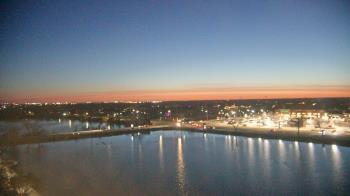 Weather camera view of Commerce Bank.