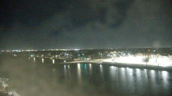 Weather camera view of Commerce Bank.