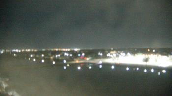 Weather camera view of Commerce Bank.