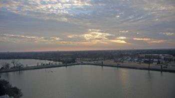 Weather camera view of Commerce Bank.