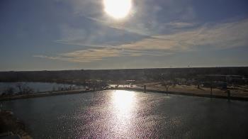 Weather camera view of Commerce Bank.