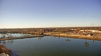 Weather camera view of Commerce Bank.