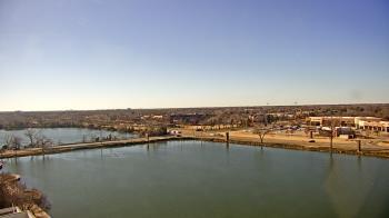 Weather camera view of Commerce Bank.