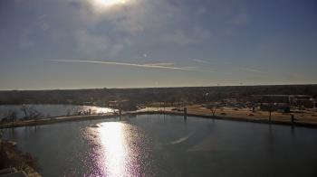 Weather camera view of Commerce Bank.