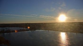 Weather camera view of Commerce Bank.