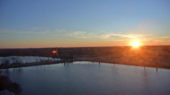 Weather camera view of Commerce Bank.