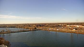 Weather camera view of Commerce Bank.