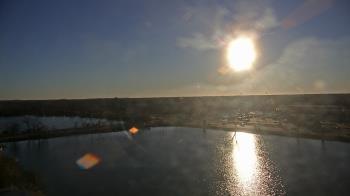 Weather camera view of Commerce Bank.