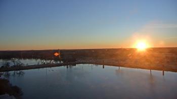 Weather camera view of Commerce Bank.