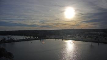 Weather camera view of Commerce Bank.