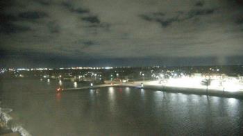 Weather camera view of Commerce Bank.