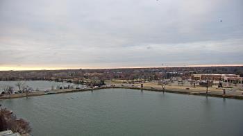 Weather camera view of Commerce Bank.