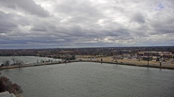 Weather camera view of Commerce Bank.