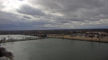 Weather camera view of Commerce Bank.