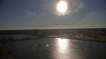 Weather camera view of Commerce Bank.