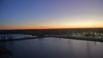 Weather camera view of Commerce Bank.