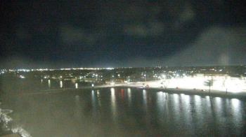 Weather camera view of Commerce Bank.