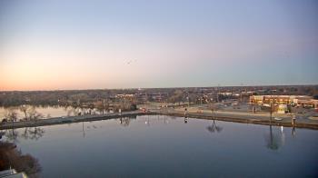 Weather camera view of Commerce Bank.