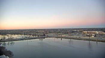 Weather camera view of Commerce Bank.