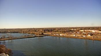 Weather camera view of Commerce Bank.