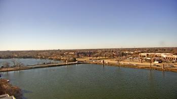 Weather camera view of Commerce Bank.