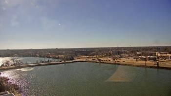 Weather camera view of Commerce Bank.