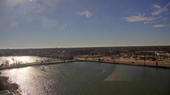 Weather camera view of Commerce Bank.