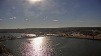 Weather camera view of Commerce Bank.