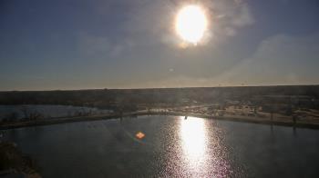 Weather camera view of Commerce Bank.