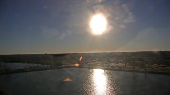 Weather camera view of Commerce Bank.