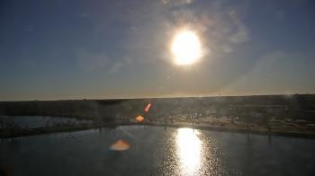 Weather camera view of Commerce Bank.