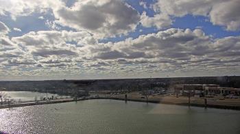 Weather camera view of Commerce Bank.