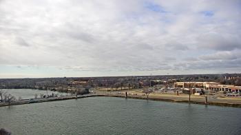 Weather camera view of Commerce Bank.