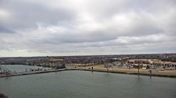 Weather camera view of Commerce Bank.