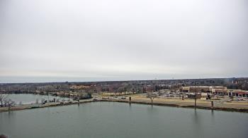 Weather camera view of Commerce Bank.