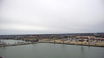 Weather camera view of Commerce Bank.