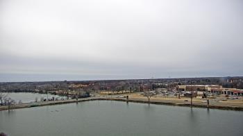 Weather camera view of Commerce Bank.